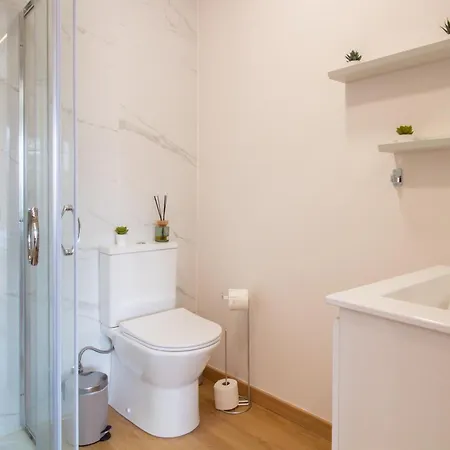 Stylish 2br Near & Metro By Lovelystay *