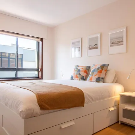 Stylish 2br Near & Metro By Lovelystay * Vila do Conde
