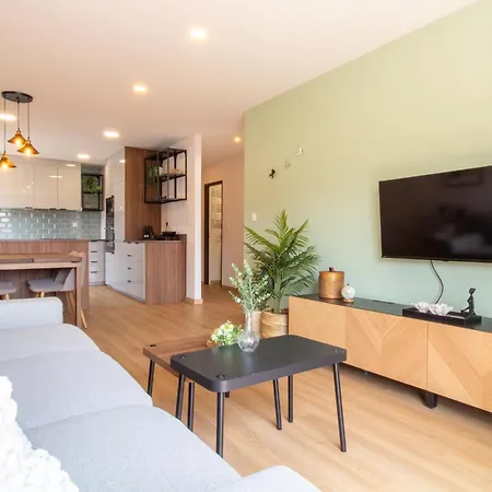 Stylish 2br Near & Metro By Lovelystay 빌다도콘데