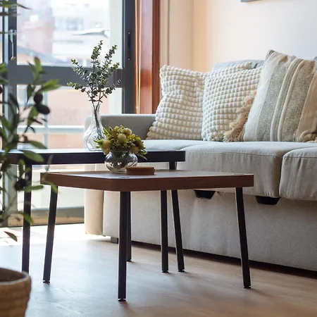 Stylish 2br Near & Metro By Lovelystay 빌다도콘데