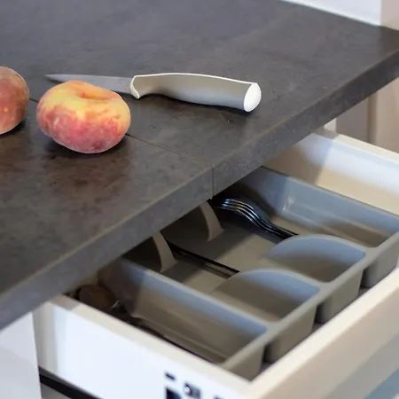 Stylish 2br Near & Metro By Lovelystay فيلا دو كوندي