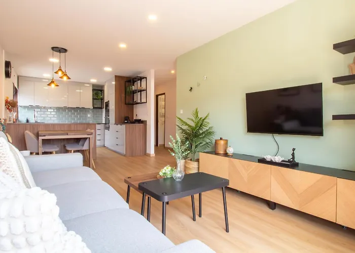 Stylish 2br Near & Metro By Lovelystay Vila do Conde