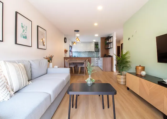 Lägenhet Stylish 2br Near & Metro By Lovelystay Vila do Conde