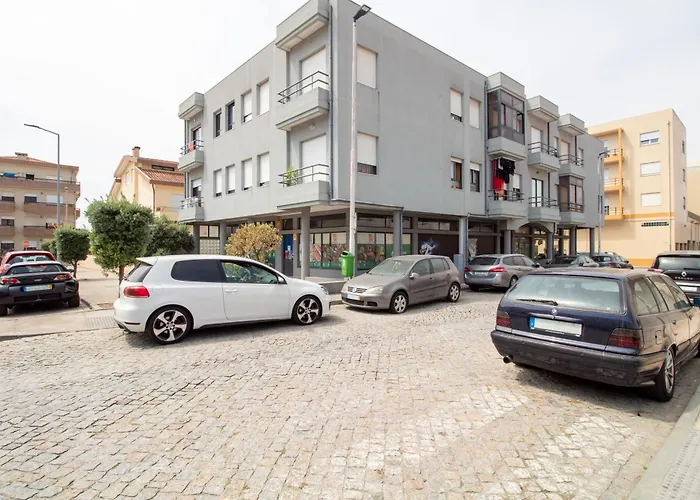 Stylish 2br Near & Metro By Lovelystay * Vila do Conde